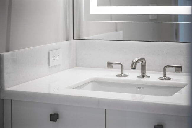 property at 6587 N Palmeraie Blvd