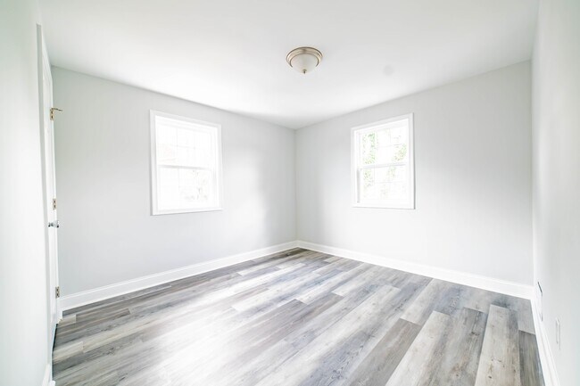 1107 Harwall Rd in Parkville, MD - Building Photo - Building Photo