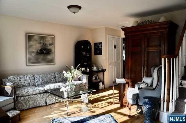 64 Garfield Pl in Ridgewood, NJ - Building Photo - Building Photo