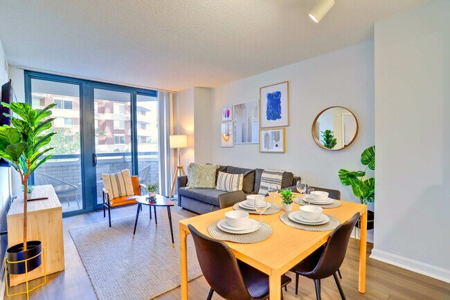 property at 901 N Pollard St