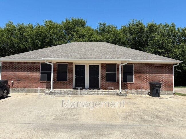 property at 641 Woodard Ave