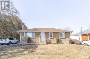 147 Oakridge Blvd in Ottawa, ON - Building Photo