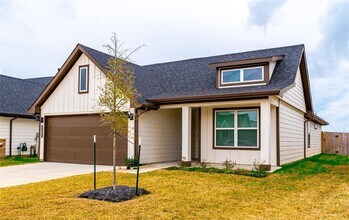 31806 Whittis Hl Wy in Fulshear, TX - Building Photo - Building Photo