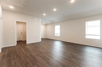 2103 Crimson Lake Blvd in El Reno, OK - Building Photo - Building Photo