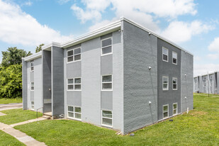 Canoe Creek Apartments in Henderson, KY - Building Photo