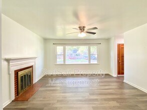 1003 Faubus Dr in Newport News, VA - Building Photo - Building Photo