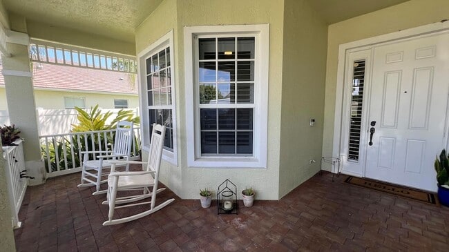 104 NW Pleasant Grove Way in Port St. Lucie, FL - Building Photo - Building Photo