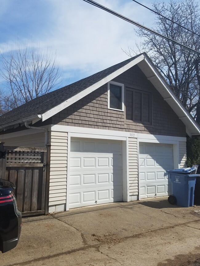 3132 Holmes Avenue, Unit 1 in Minneapolis, MN - Building Photo - Building Photo