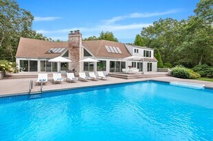 5 Ely Brook to Hands Creek Rd in East Hampton, NY - Building Photo