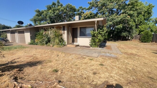 property at 2254-2256 Suzette Ave