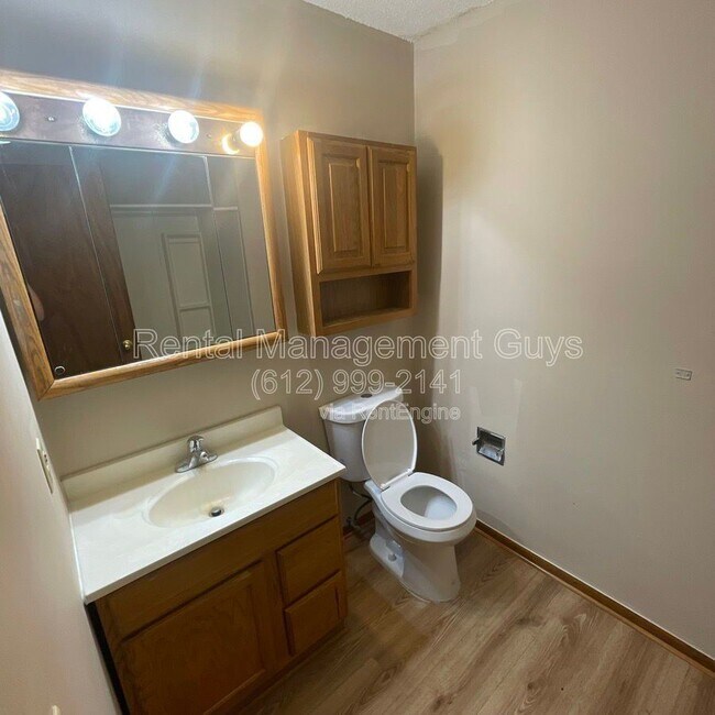 3319 Longfellow Ave in Minneapolis, MN - Building Photo - Building Photo