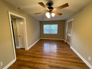 1917 Blackburn Ave in Tallahassee, FL - Building Photo - Building Photo