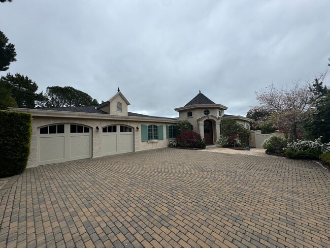 property at 20 Inverness Way
