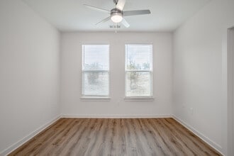 Kingsley in Smyrna, GA - Foto de edificio - Interior Photo