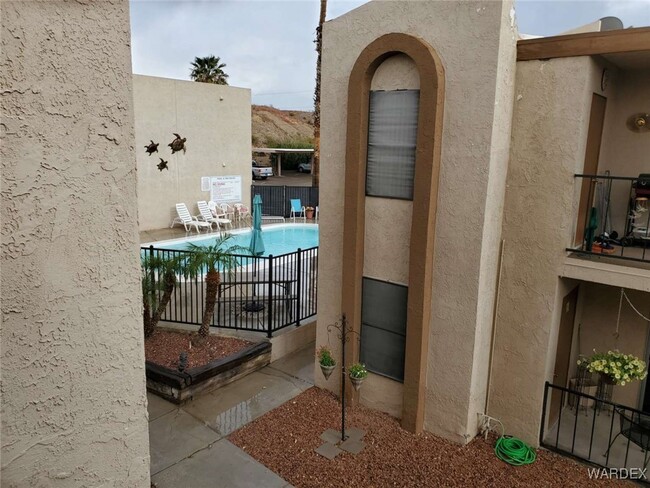 property at 1280 Mohave Dr