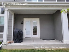 4472 Parkbury Wy in Salt Lake City, UT - Building Photo - Building Photo