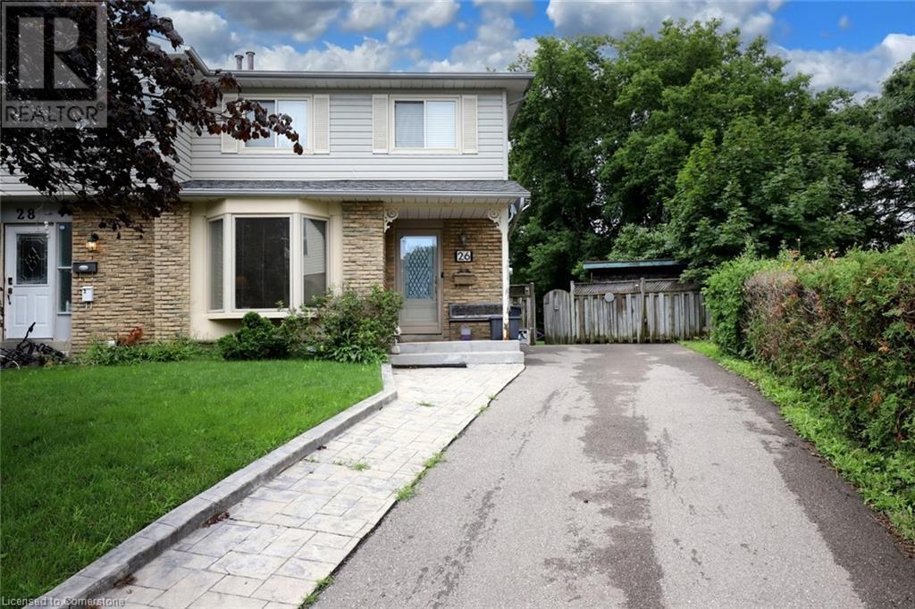 26 Wimbledon Ct in Brampton, ON - Building Photo