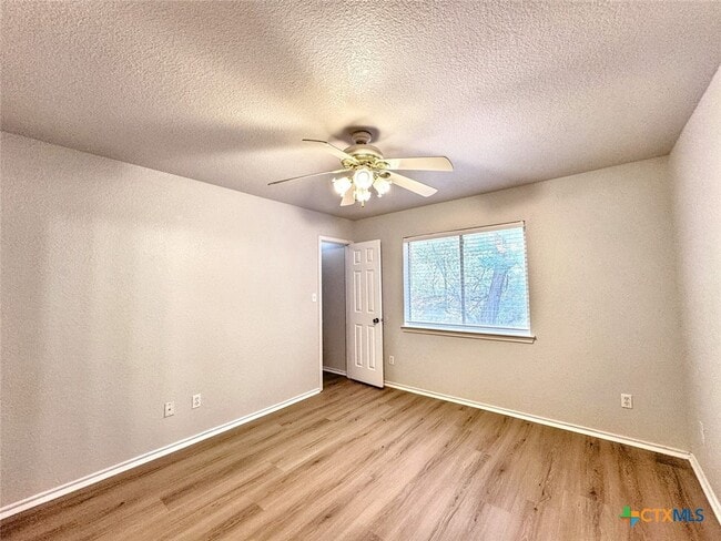 867 Sagewood Trail