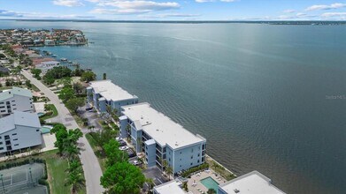 1750 Jamaica Way in Punta Gorda, FL - Building Photo - Building Photo