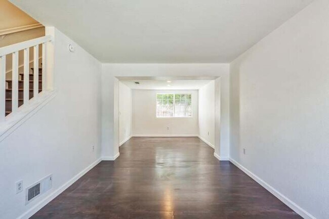 704 Daniels Ave in Vallejo, CA - Building Photo - Building Photo