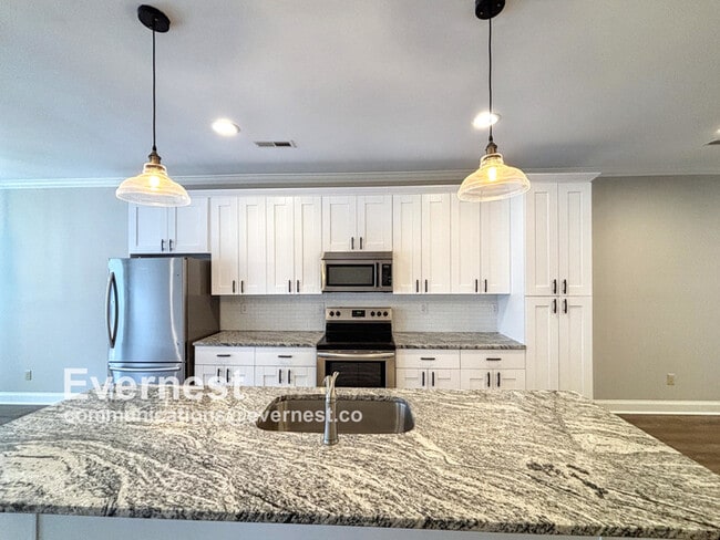 7718 Standifer Gap Rd in Chattanooga, TN - Building Photo - Building Photo