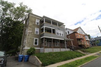 92 Stewart St in Bristol, CT - Building Photo - Building Photo