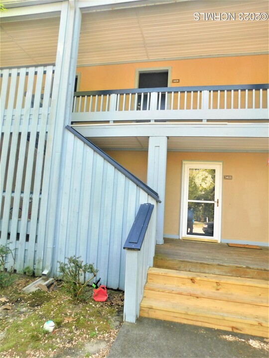 1408 Harbourside Dr in New Bern, NC - Building Photo