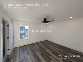 25 Barnyard Dr in Bridgewater, VA - Foto de edificio - Building Photo
