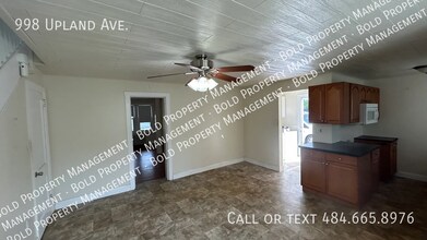 998 Upland Ave in Reading, PA - Building Photo - Building Photo
