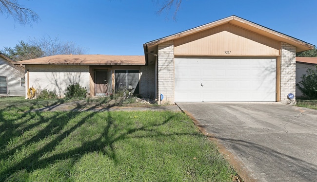 5207 Tom Stafford Dr