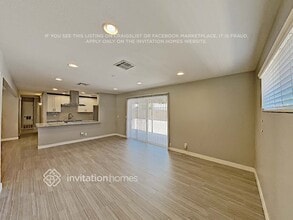 7349 E Pierce St in Scottsdale, AZ - Building Photo - Building Photo
