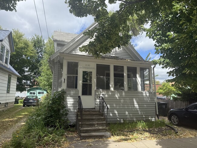 property at 1330 Dewey Ct