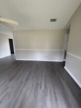 225 Kenny Dr in Hinesville, GA - Building Photo - Building Photo