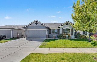 1273 E Timber Trail Dr in Kuna, ID - Building Photo