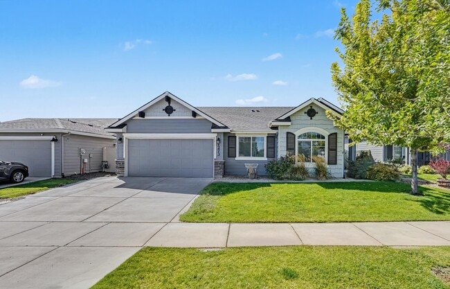 property at 1273 E Timber Trail Dr