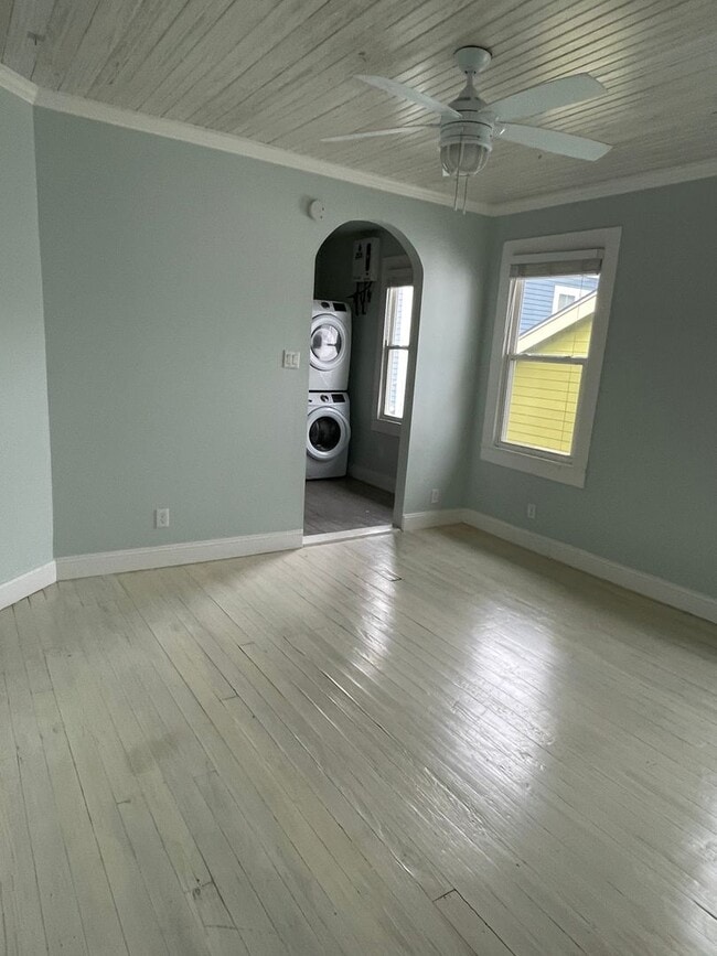 2436-24-36-38 Danneel St in New Orleans, LA - Building Photo - Building Photo