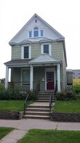 918 Vine St in La crosse, WI - Building Photo