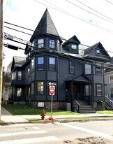 55 Buell St, Unit 10 in Burlington, VT - Building Photo