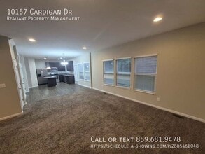 10157 Cardigan Dr in Union, KY - Foto de edificio - Building Photo