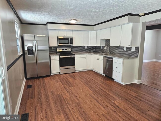 10717 Glen Hannah Dr in Laurel, MD - Building Photo - Building Photo