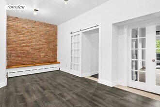 553 Clinton St in Brooklyn, NY - Building Photo - Building Photo