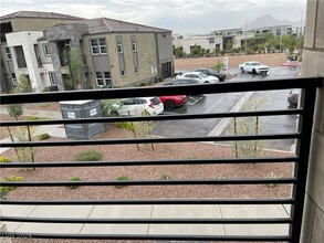 1147 Tektite Ave in Henderson, NV - Foto de edificio - Building Photo