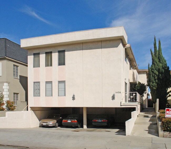 1438 S Canfield Ave in Los Angeles, CA - Building Photo - Building Photo