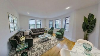 134 Highland Ave, Unit 32 in Somerville, MA - Building Photo