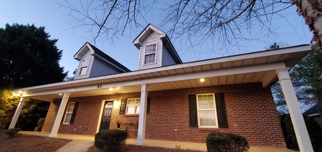 807 W Longleaf Dr, Unit 43