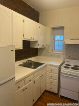54 S Huntington Ave, Unit 1 in Boston, MA - Building Photo