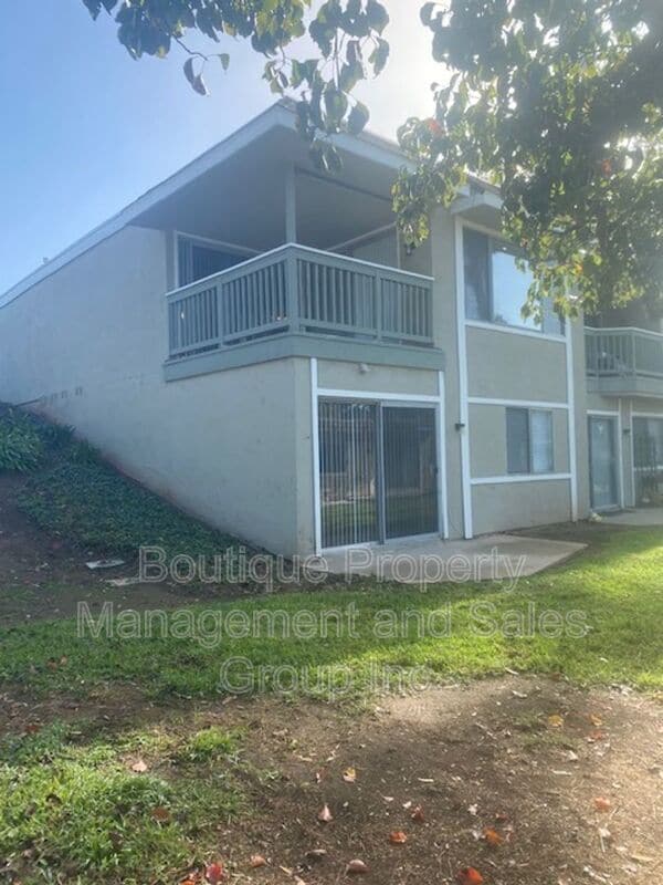 23331 Caminito Telmo in Laguna Hills, CA - Building Photo - Building Photo