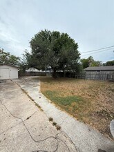 737 Westchester Dr in Corpus Christi, TX - Building Photo - Building Photo