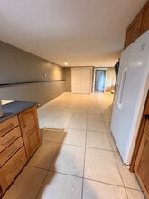 22824 104th Ave SW in Vashon, WA - Foto de edificio - Building Photo