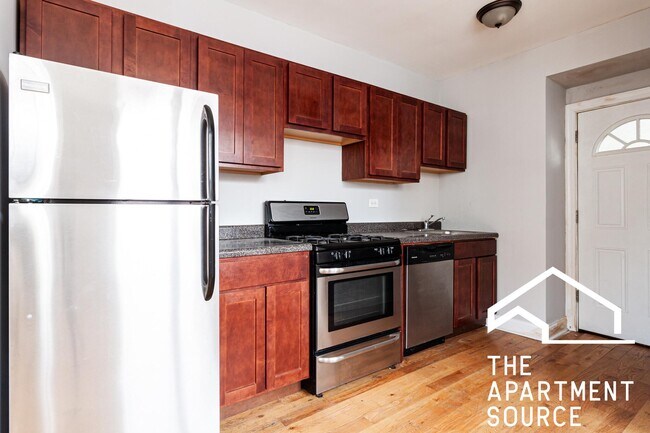 3457 N Sheffield Ave, Unit GDN in Chicago, IL - Foto de edificio - Building Photo